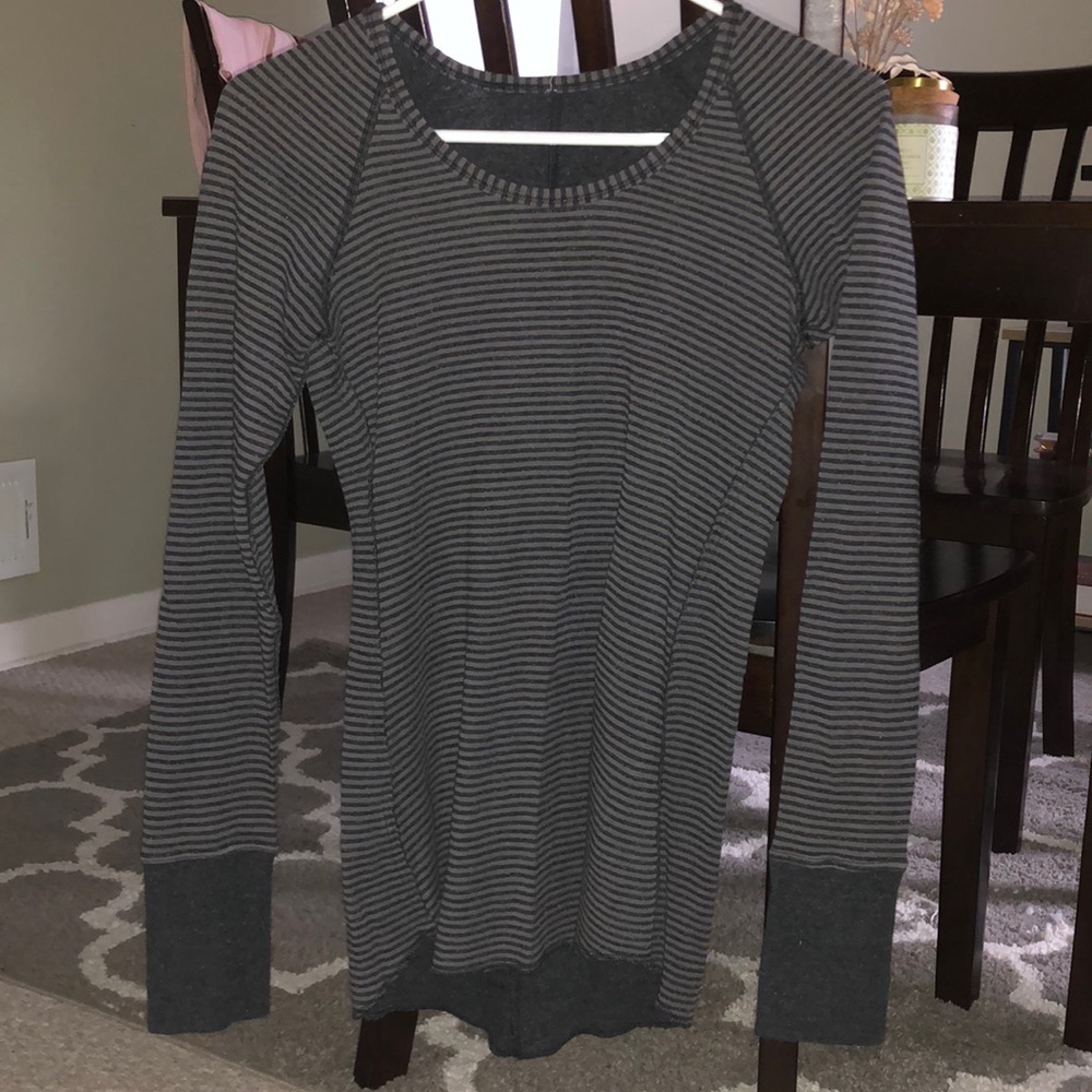 Lululemon Long Sleeve Reversible Athletic Top